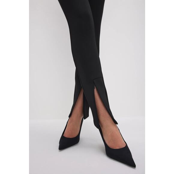 Good American Scuba Pull-On Slim Trousers Black - L - Picture 5 of 7